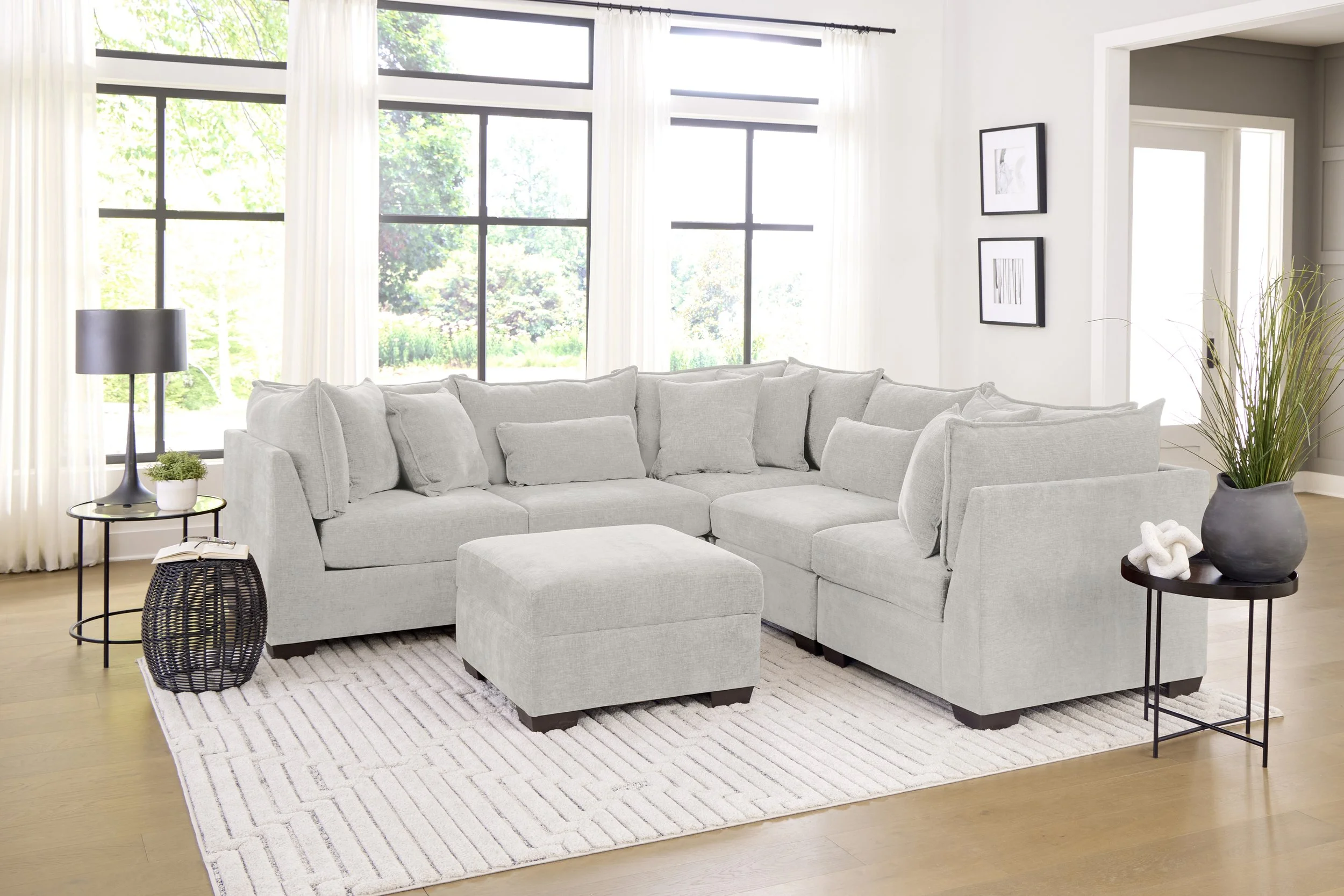 850 Dino Ivory — Peak Living